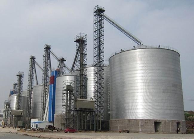 同心大型钢板库构造参数及水泥储存质量